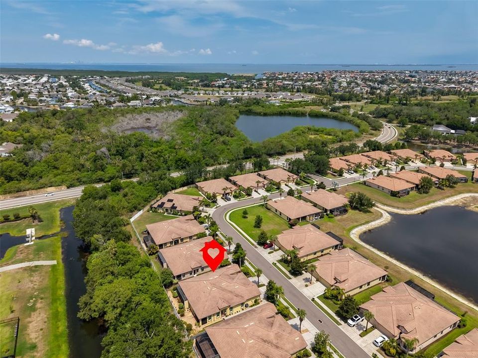 Active With Contract: $310,000 (2 beds, 2 baths, 1523 Square Feet)