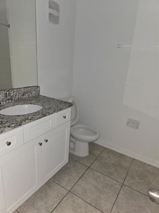 For Rent: $1,775 (3 beds, 2 baths, 1100 Square Feet)