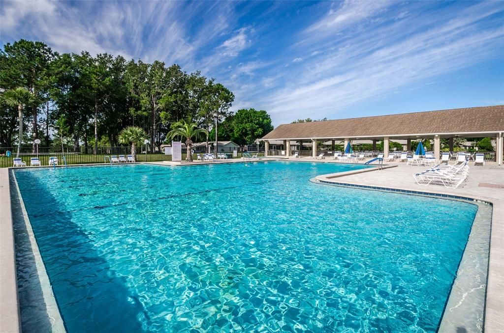 待售: $118,500 (1 贝兹, 1 浴室, 636 平方英尺)