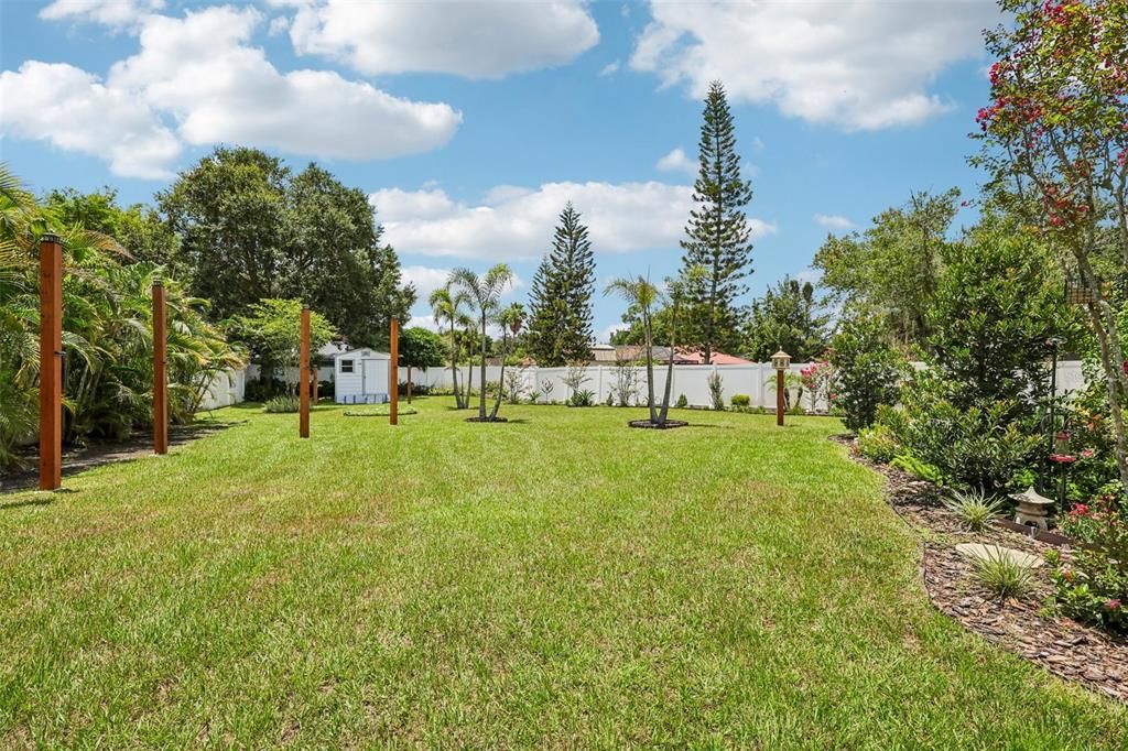 Activo con contrato: $599,000 (4 camas, 2 baños, 2168 Pies cuadrados)