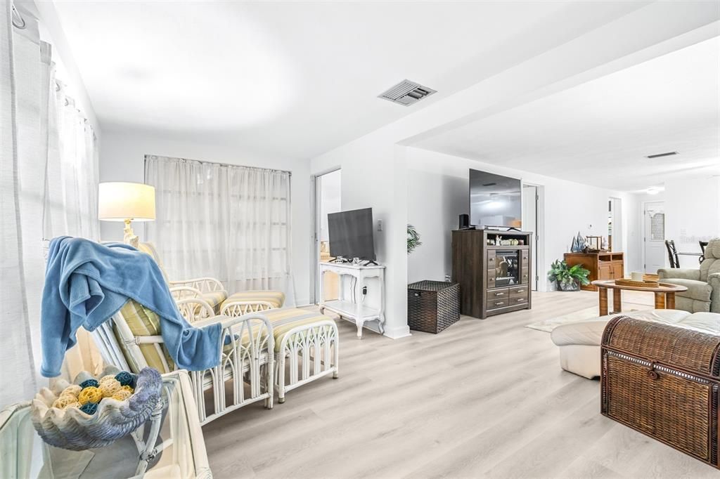 En Venta: $69,900 (2 camas, 2 baños, 1050 Pies cuadrados)
