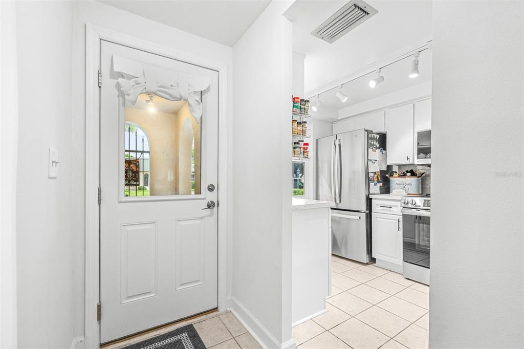 En Venta: $69,900 (2 camas, 2 baños, 1050 Pies cuadrados)