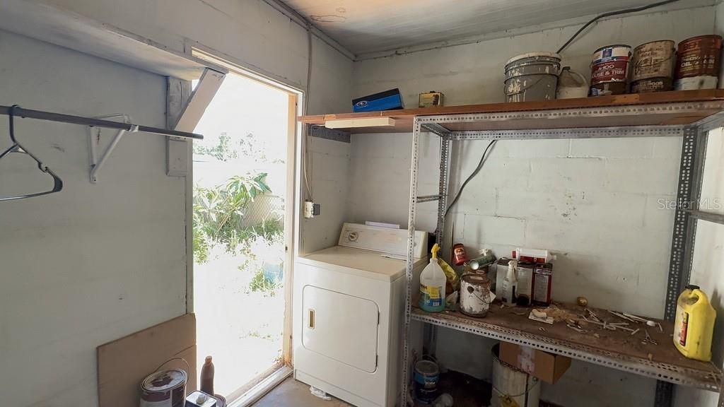 На продажу: $259,900 (4 спален, 1 ванн, 1830 Квадратных фут)