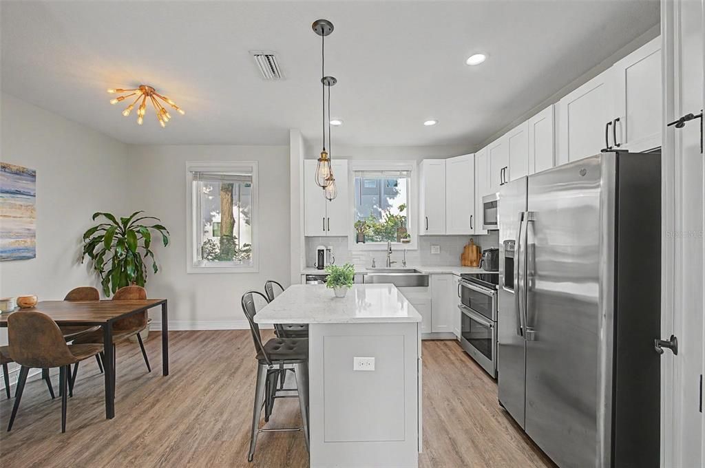 For Sale: $525,000 (3 beds, 3 baths, 1459 Square Feet)