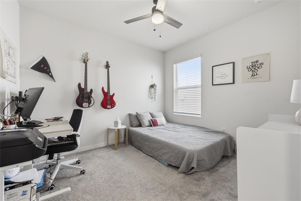 For Rent: $2,500 (3 beds, 2 baths, 1546 Square Feet)