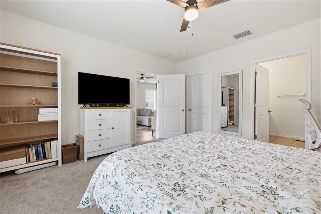 For Rent: $2,500 (3 beds, 2 baths, 1546 Square Feet)