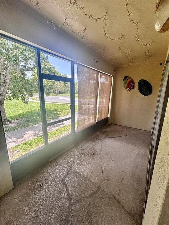 Под контрактом: $239,999 (3 спален, 3 ванн, 1504 Квадратных фут)