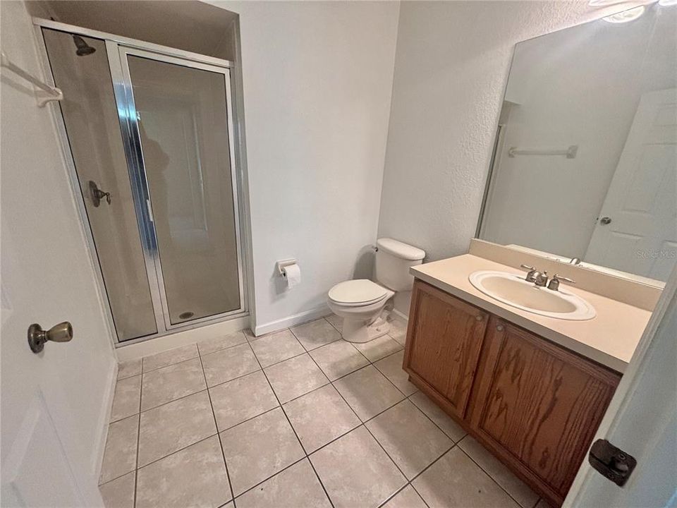 Под контрактом: $239,999 (3 спален, 3 ванн, 1504 Квадратных фут)