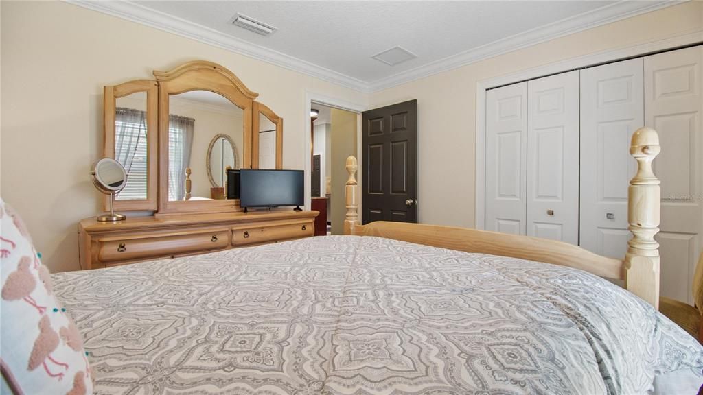 Под контрактом: $379,900 (4 спален, 2 ванн, 1820 Квадратных фут)