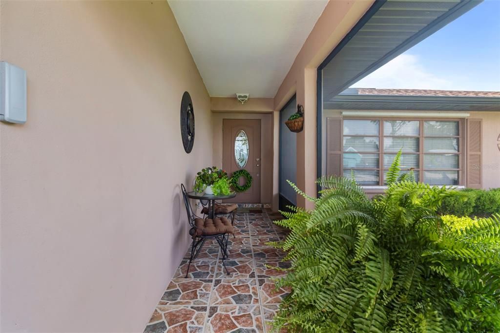 Activo con contrato: $239,500 (2 camas, 2 baños, 1413 Pies cuadrados)
