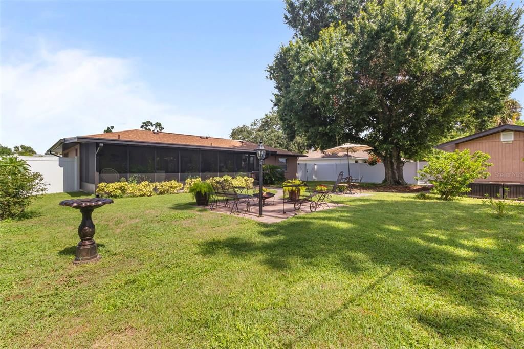 Activo con contrato: $239,500 (2 camas, 2 baños, 1413 Pies cuadrados)