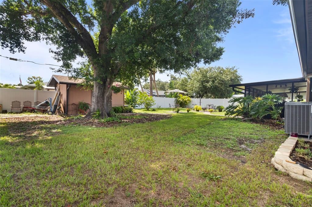 Activo con contrato: $239,500 (2 camas, 2 baños, 1413 Pies cuadrados)