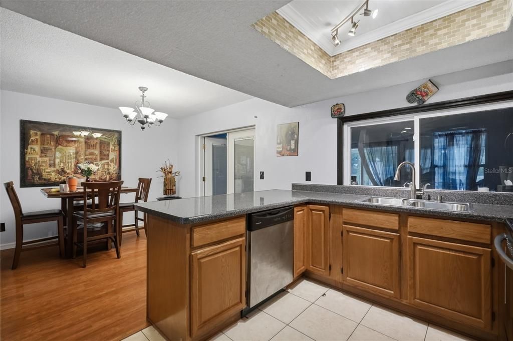 En Venta: $320,000 (2 camas, 1 baños, 1143 Pies cuadrados)