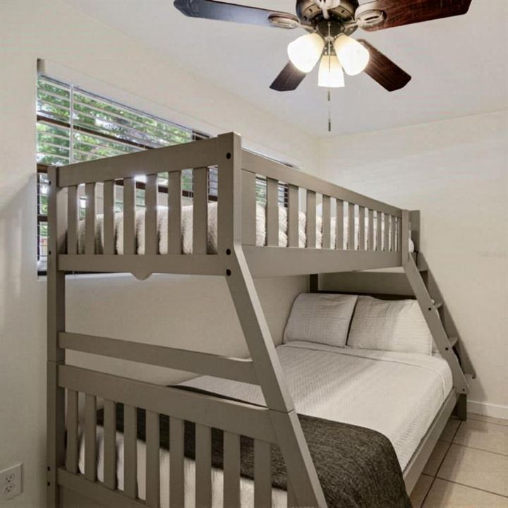 For Sale: $299,650 (3 beds, 2 baths, 1473 Square Feet)