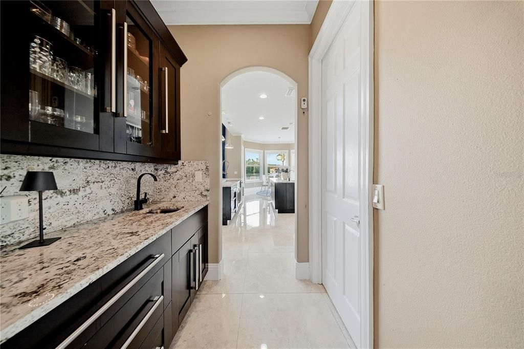 For Sale: $1,890,000 (4 beds, 3 baths, 3786 Square Feet)