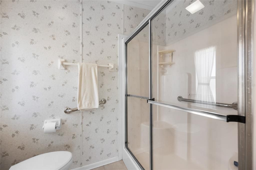 For Sale: $225,000 (3 beds, 2 baths, 1566 Square Feet)