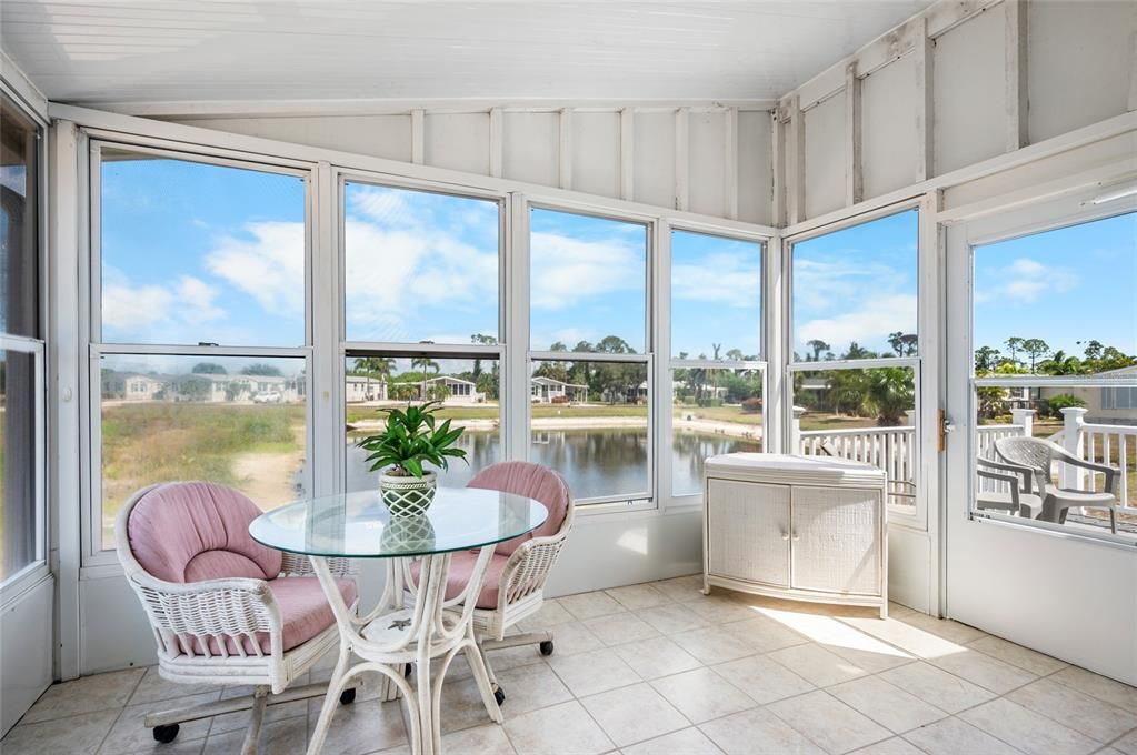 For Sale: $225,000 (3 beds, 2 baths, 1566 Square Feet)