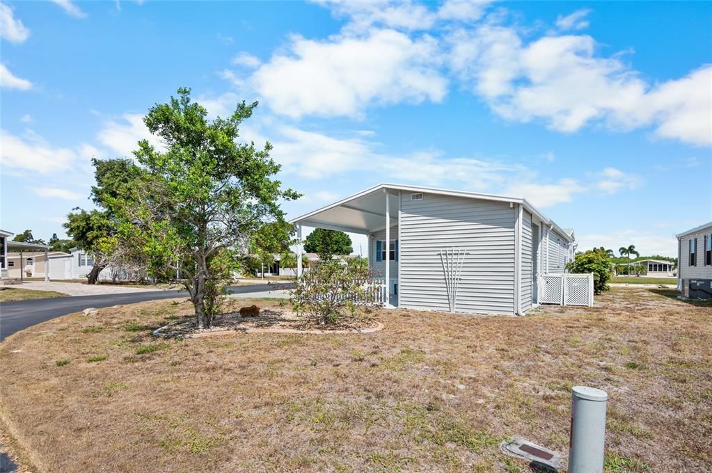 For Sale: $225,000 (3 beds, 2 baths, 1566 Square Feet)