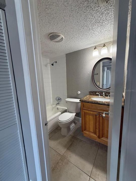 For Rent: $1,450 (2 beds, 2 baths, 976 Square Feet)