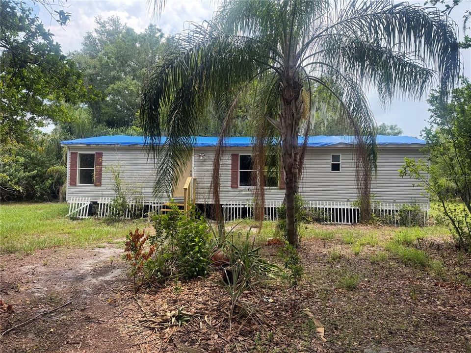 Active With Contract: $159,900 (3 beds, 2 baths, 1152 Square Feet)