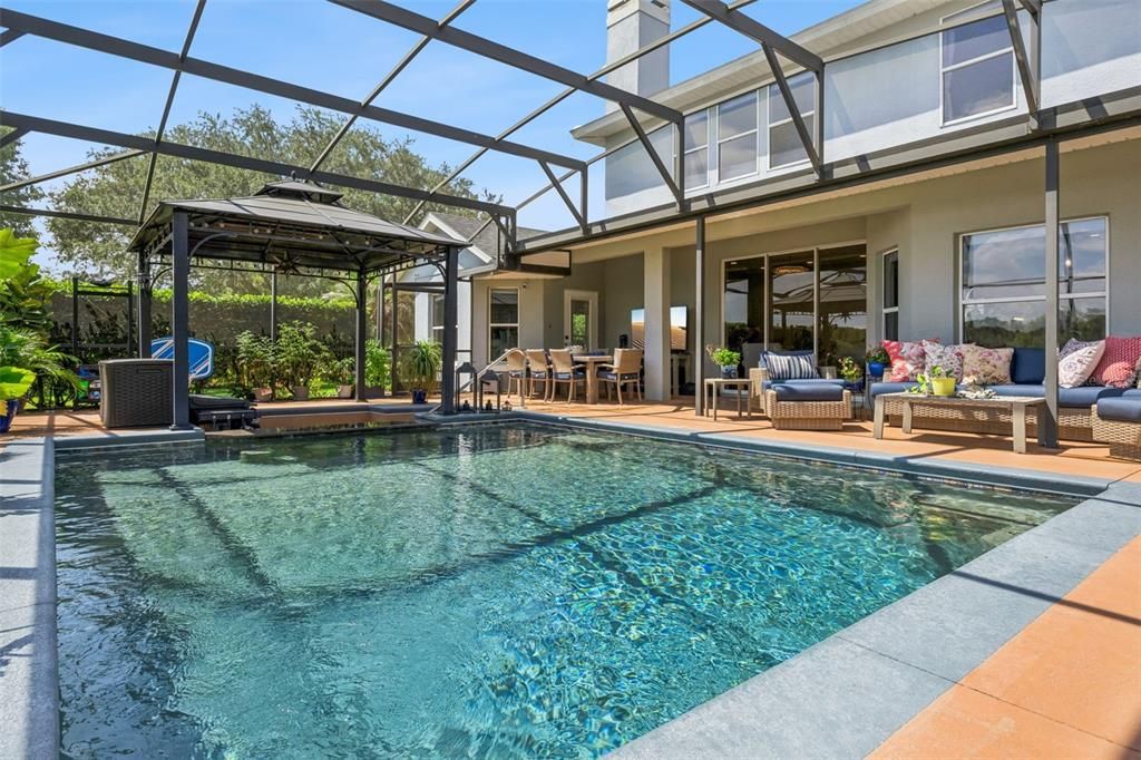 En Venta: $1,050,000 (4 camas, 3 baños, 2863 Pies cuadrados)