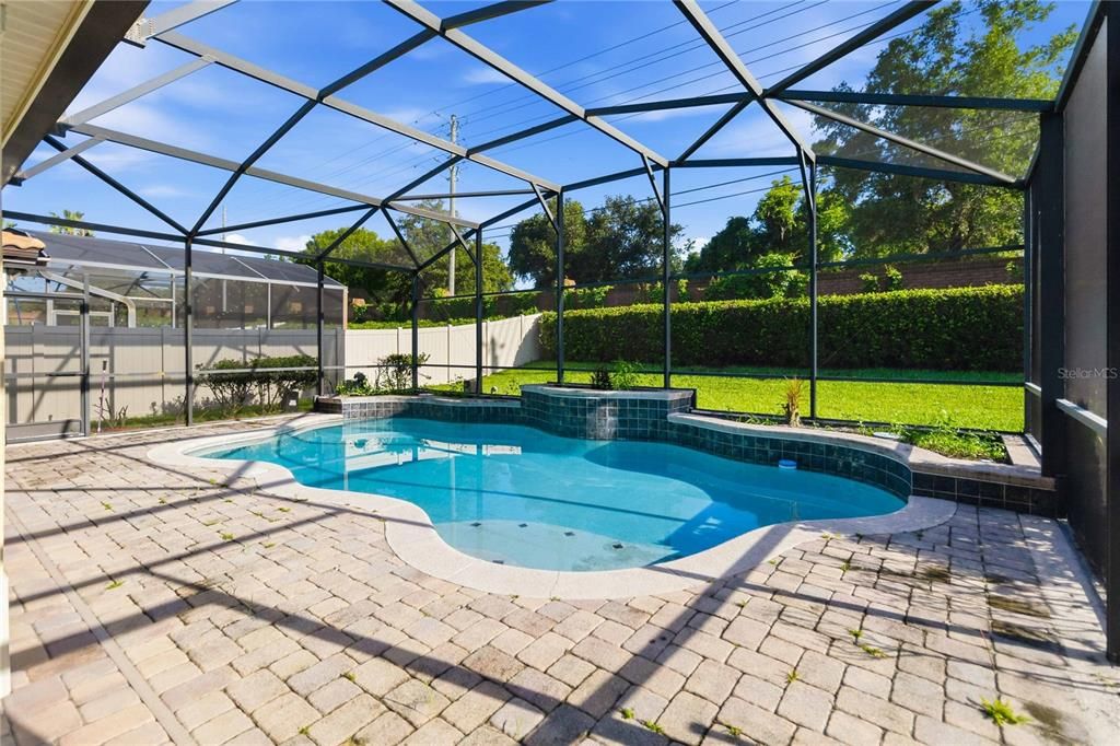 En Venta: $775,000 (3 camas, 2 baños, 2587 Pies cuadrados)