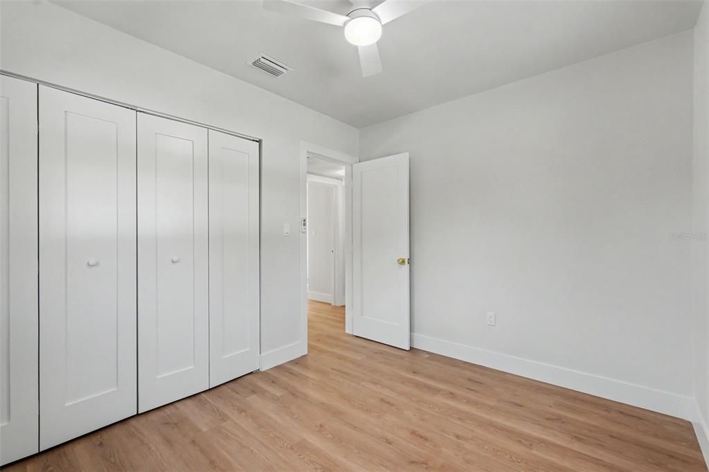 En Venta: $449,000 (4 camas, 2 baños, 1524 Pies cuadrados)