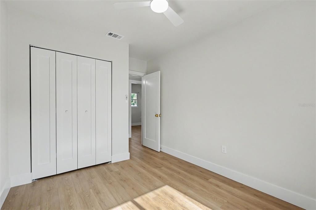 En Venta: $449,000 (4 camas, 2 baños, 1524 Pies cuadrados)