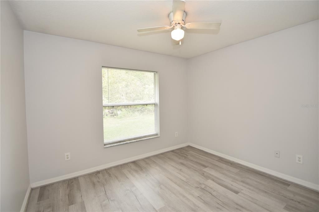 For Sale: $265,000 (3 beds, 2 baths, 1337 Square Feet)