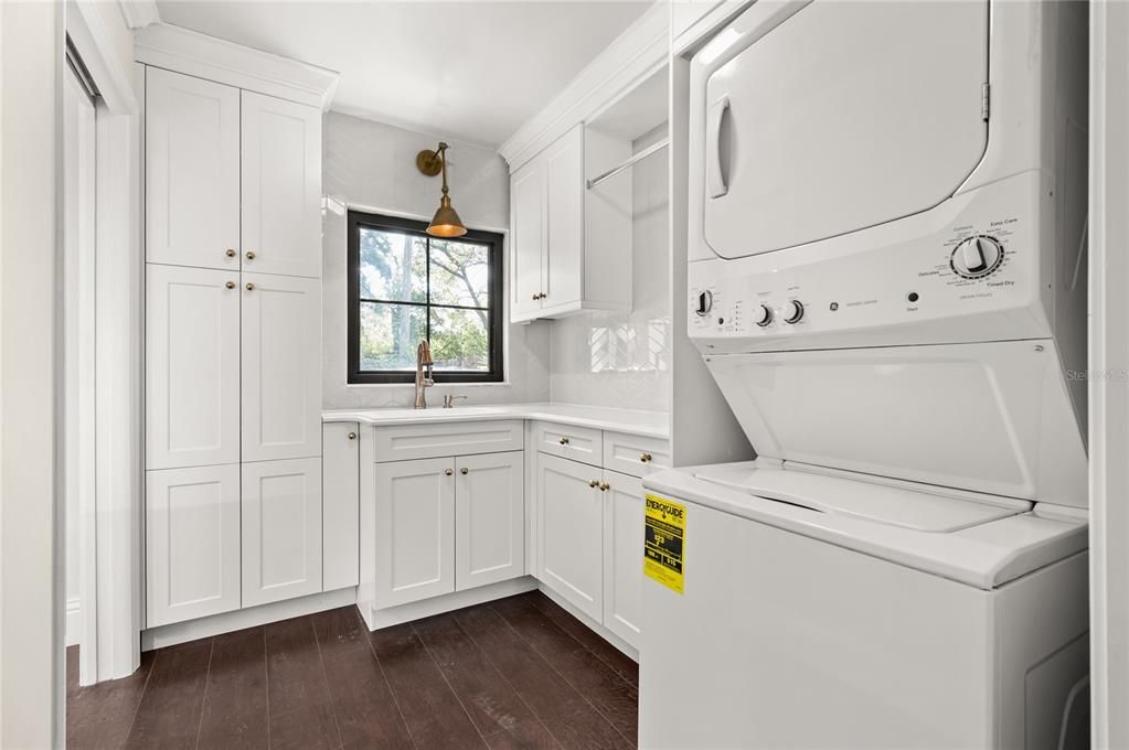 В аренду: $4,400 (3 спален, 2 ванн, 1554 Квадратных фут)