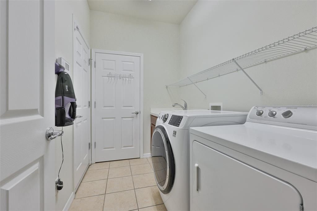 En Venta: $315,000 (3 camas, 2 baños, 1523 Pies cuadrados)