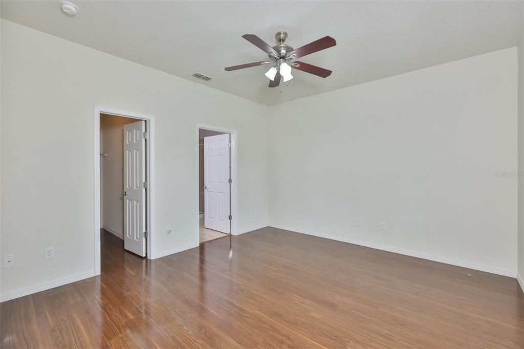 En Venta: $315,000 (3 camas, 2 baños, 1523 Pies cuadrados)