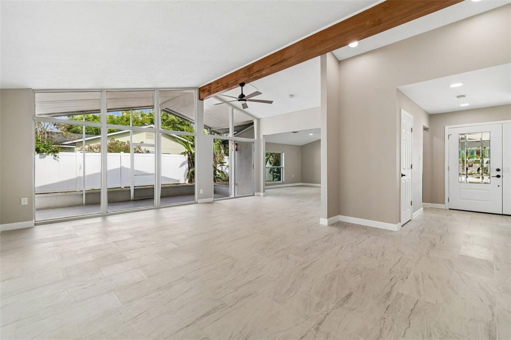 En Venta: $619,900 (3 camas, 2 baños, 1571 Pies cuadrados)