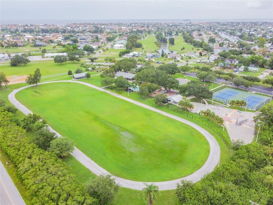 En Venta: $619,900 (3 camas, 2 baños, 1571 Pies cuadrados)