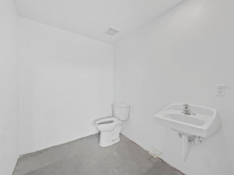En Renta: $2,500 (0 camas, 0 baños, 717 Pies cuadrados)