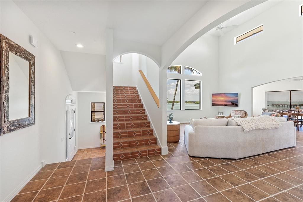 En Venta: $3,650,000 (3 camas, 2 baños, 2493 Pies cuadrados)