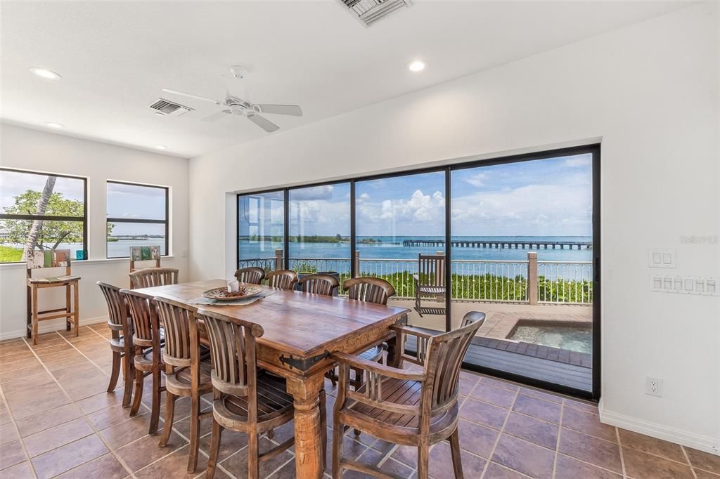 En Venta: $3,650,000 (3 camas, 2 baños, 2493 Pies cuadrados)