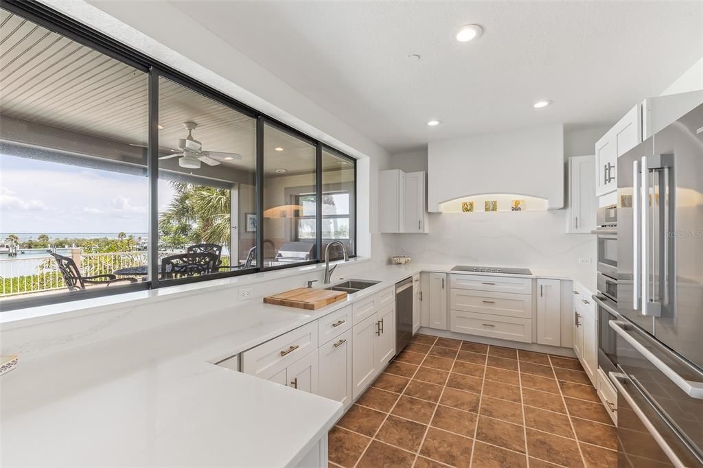En Venta: $3,650,000 (3 camas, 2 baños, 2493 Pies cuadrados)