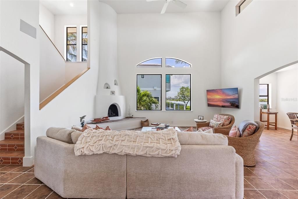 En Venta: $3,650,000 (3 camas, 2 baños, 2493 Pies cuadrados)