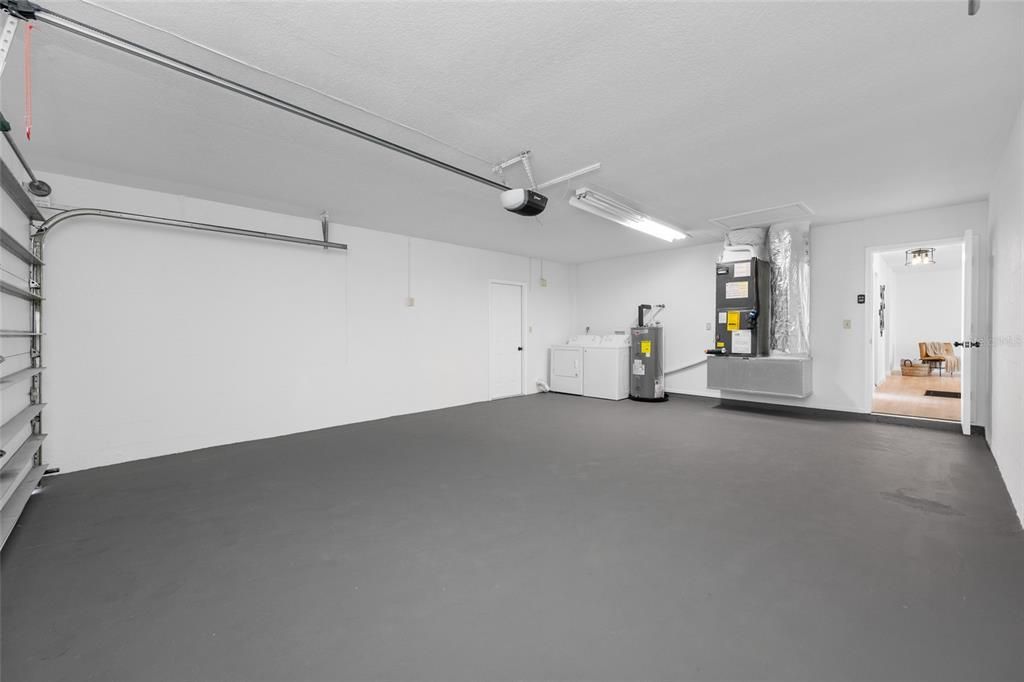 For Sale: $369,000 (2 beds, 2 baths, 1115 Square Feet)