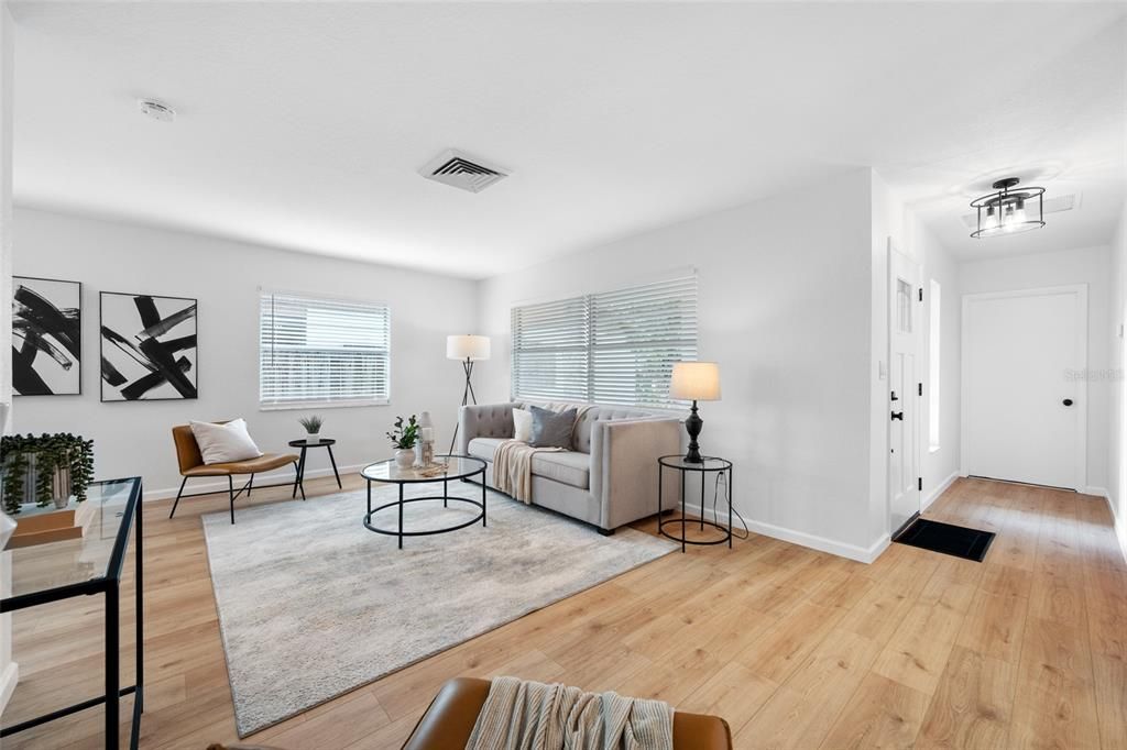 For Sale: $369,000 (2 beds, 2 baths, 1115 Square Feet)