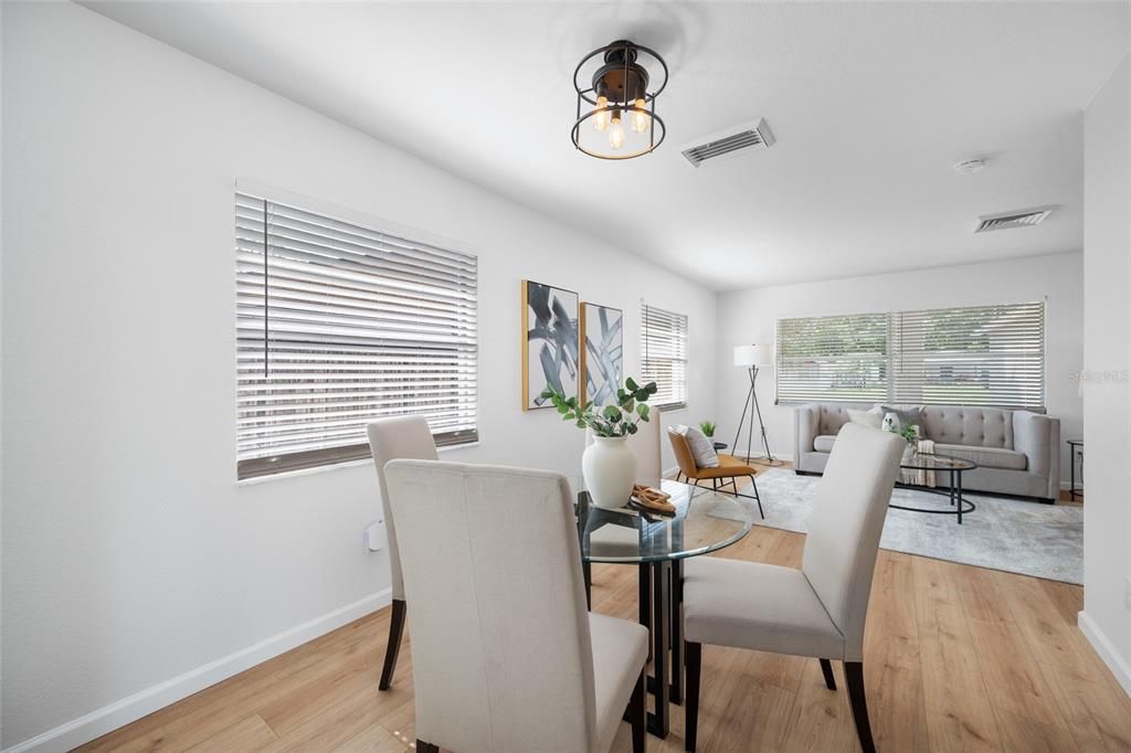 For Sale: $369,000 (2 beds, 2 baths, 1115 Square Feet)