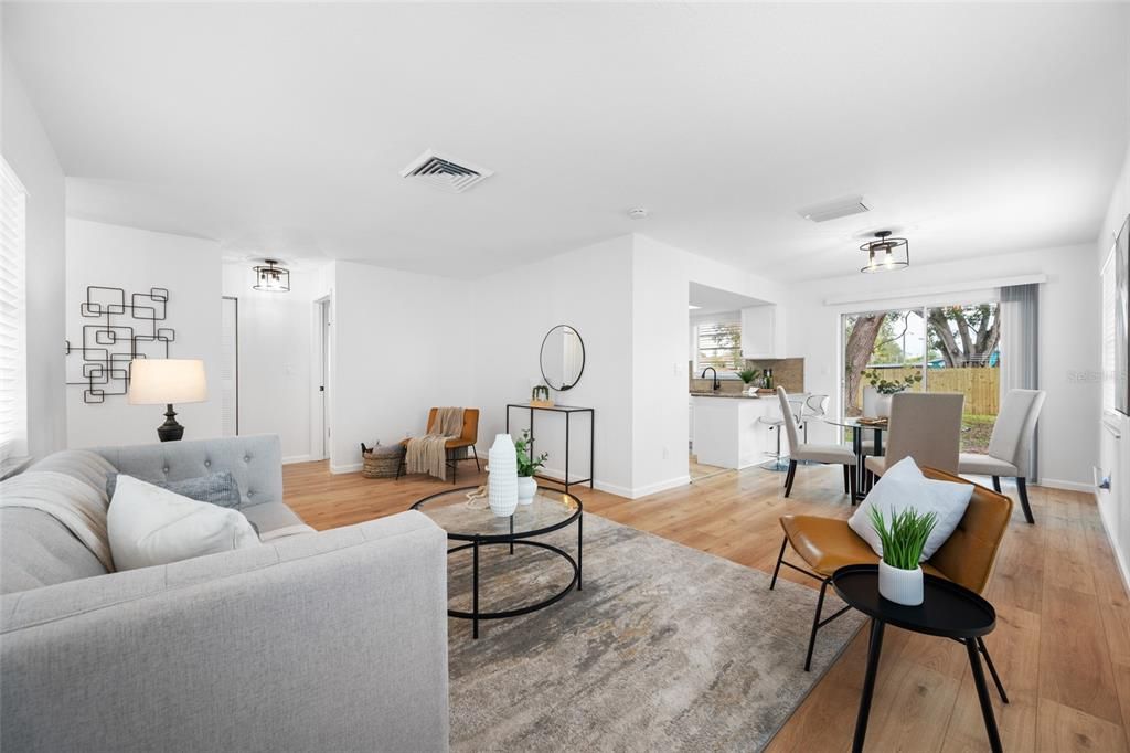For Sale: $369,000 (2 beds, 2 baths, 1115 Square Feet)