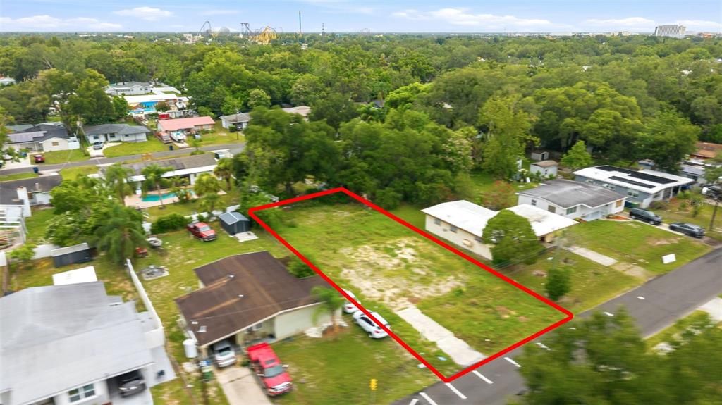 На продажу: $99,500 (0.19 acres)