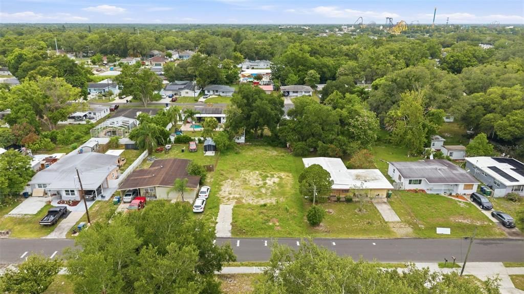 На продажу: $99,500 (0.19 acres)