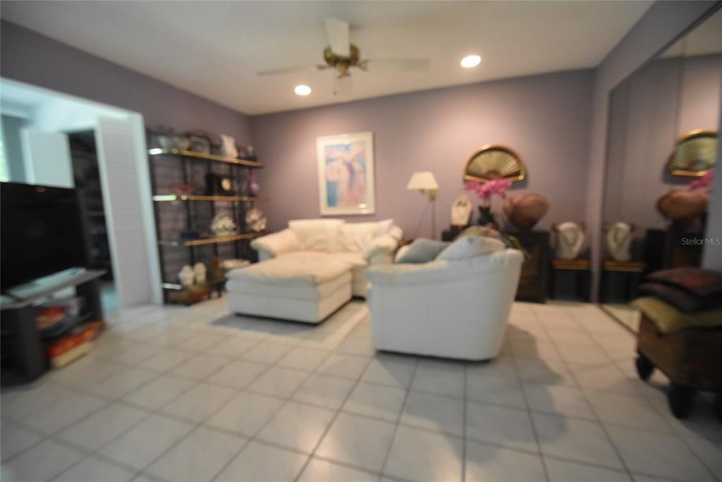 В аренду: $4,500 (3 спален, 2 ванн, 1283 Квадратных фут)