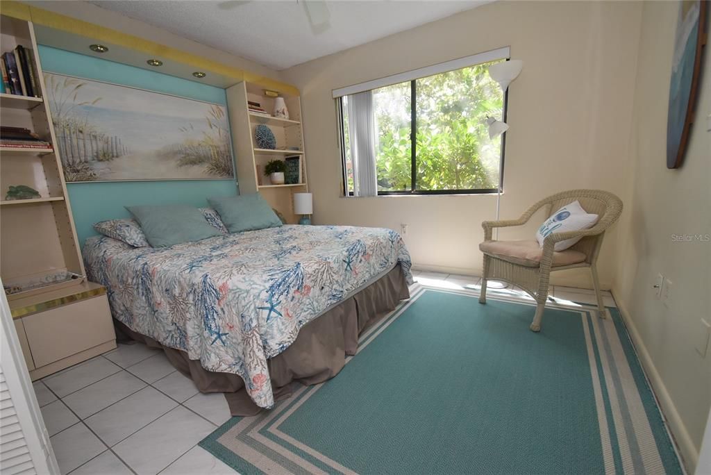 В аренду: $4,500 (3 спален, 2 ванн, 1283 Квадратных фут)