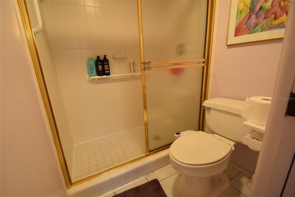 В аренду: $4,500 (3 спален, 2 ванн, 1283 Квадратных фут)