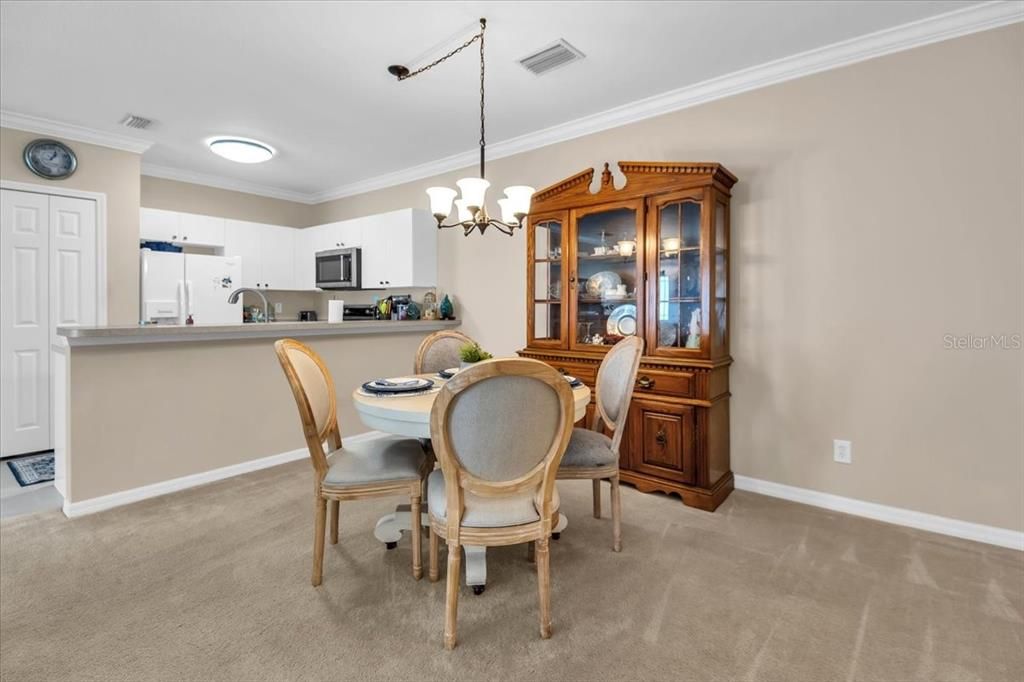 Active With Contract: $250,000 (3 beds, 2 baths, 1100 Square Feet)