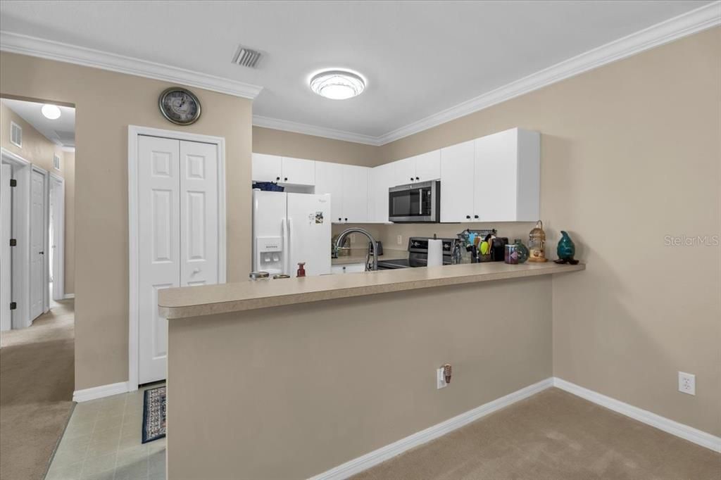 Active With Contract: $250,000 (3 beds, 2 baths, 1100 Square Feet)